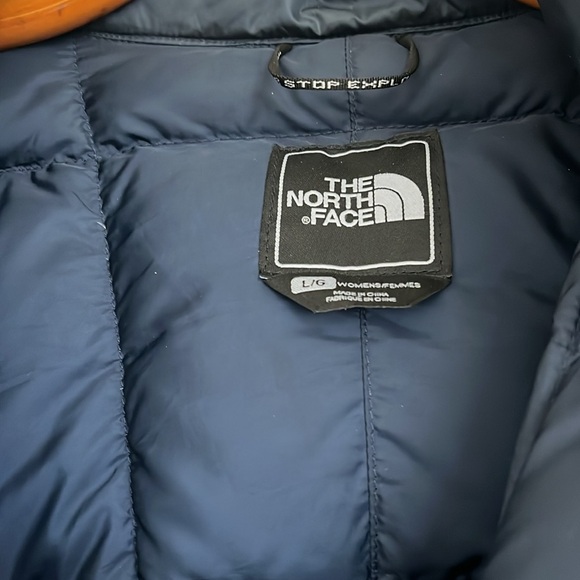 The North Face womans long jacket with hood. - Picture 3 of 5